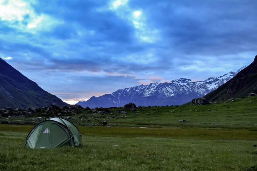 ruinsara valley trek